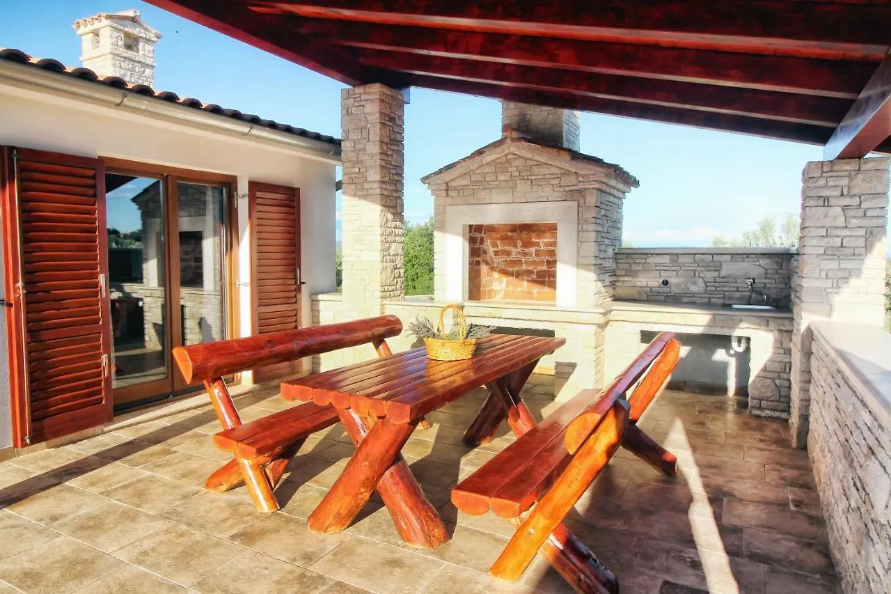 Semesterbostad Stancija Marusi Villa Peruški