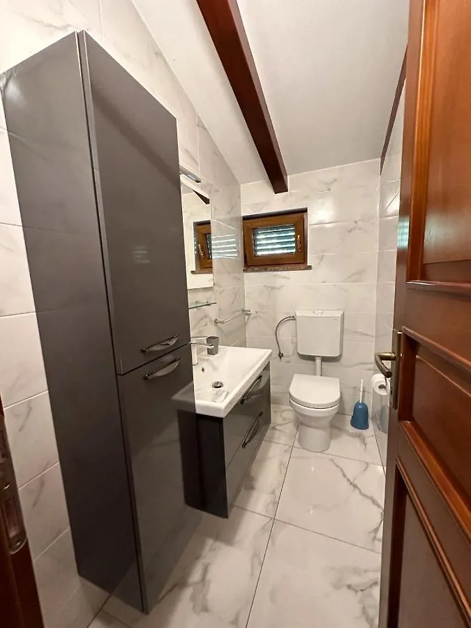 Stancija Marusi Villa Peruški
